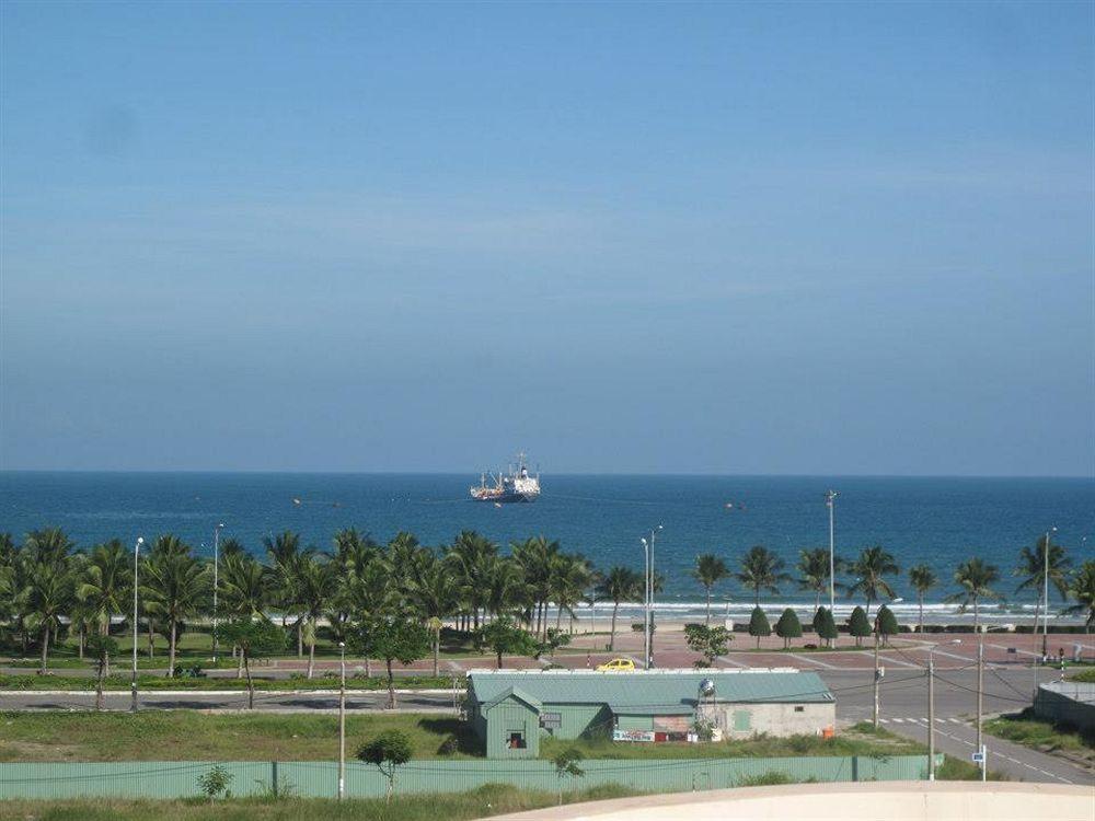Trung Duong Da Nang Beach Hotel エクステリア 写真