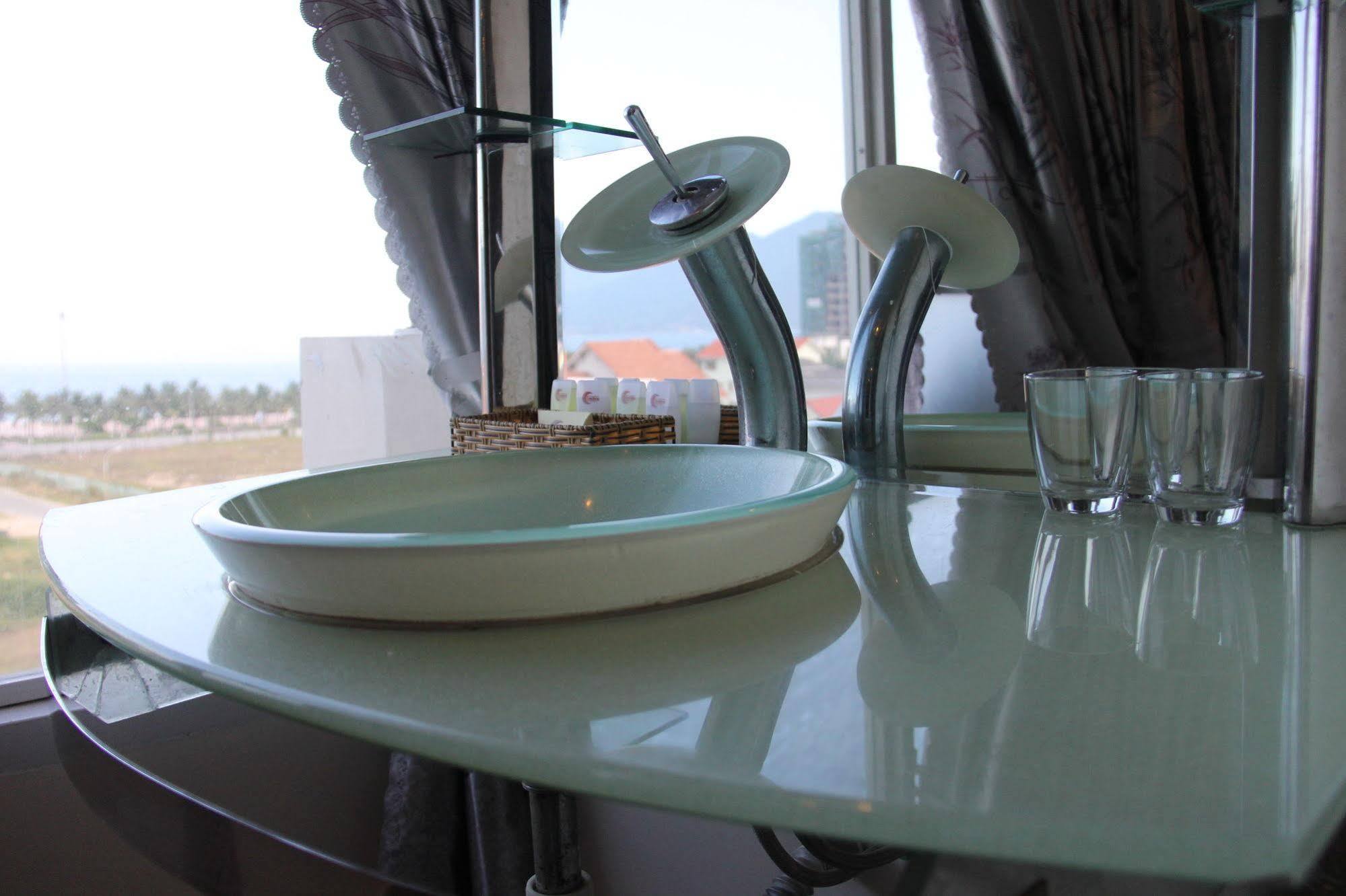 Trung Duong Da Nang Beach Hotel エクステリア 写真