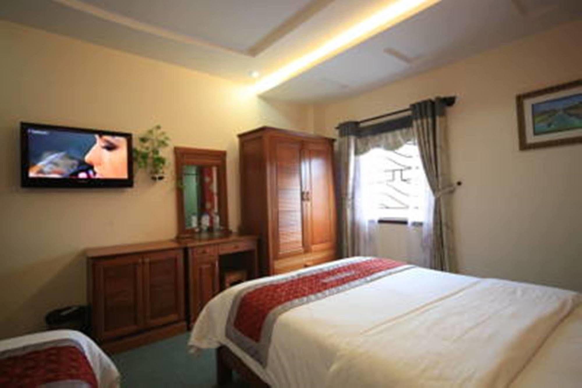 Trung Duong Da Nang Beach Hotel エクステリア 写真